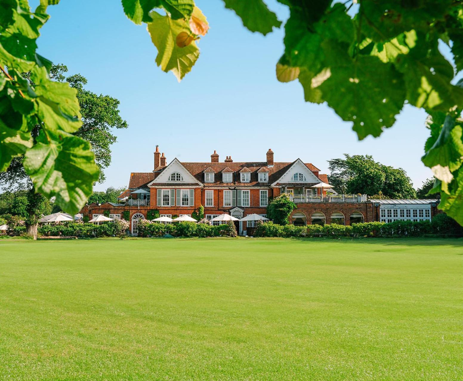 Chewton Glen Hotel - An Iconic Luxury Hotel New Milton Exterior foto