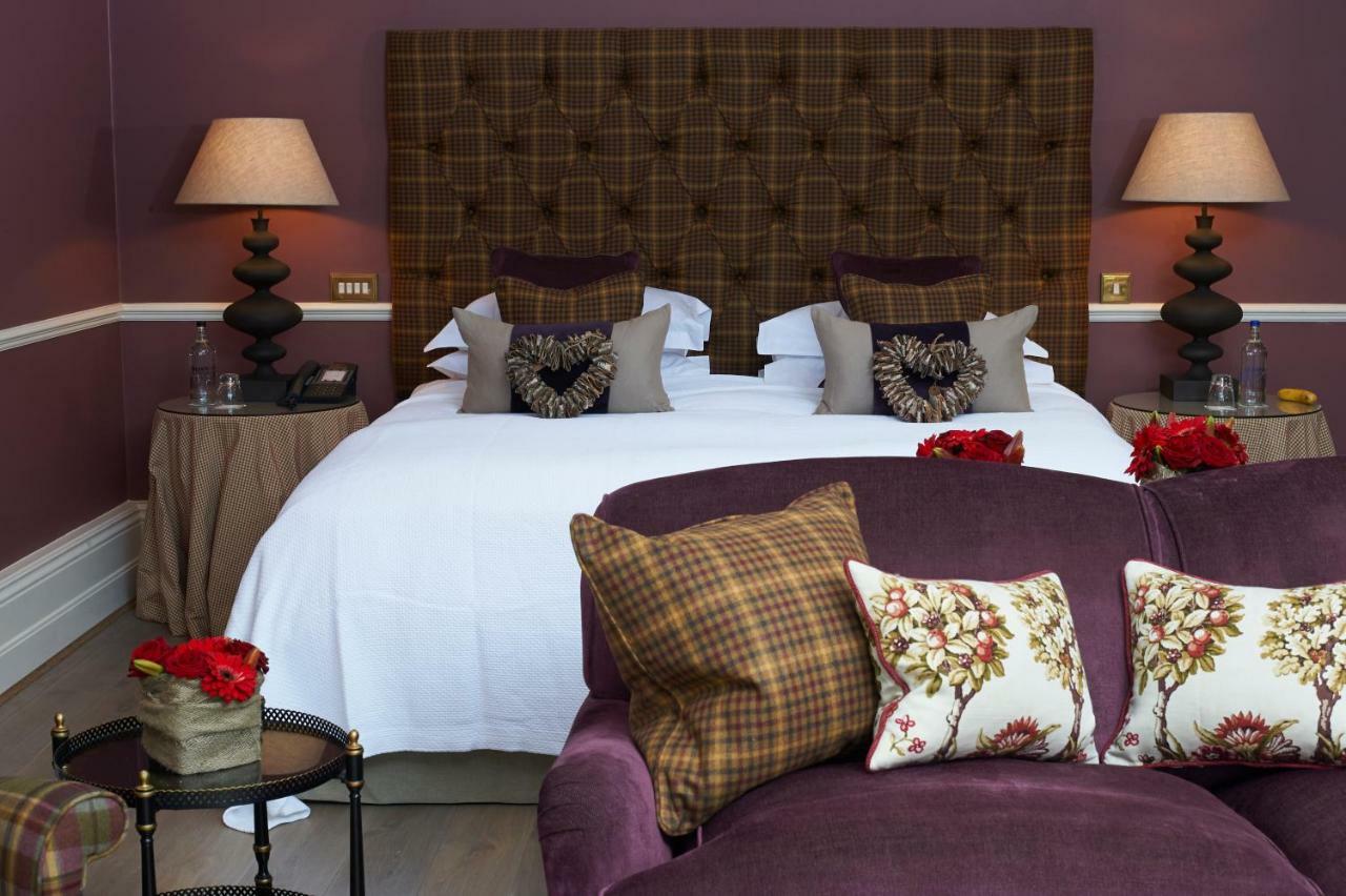 Chewton Glen Hotel - An Iconic Luxury Hotel New Milton Exterior foto